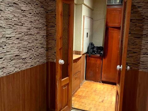 квартира за адресою Академіка Єфремова вул. (Командарма Уборевича), 27