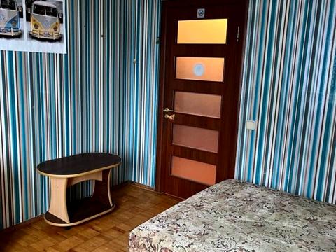 квартира за адресою Академіка Єфремова вул. (Командарма Уборевича), 27