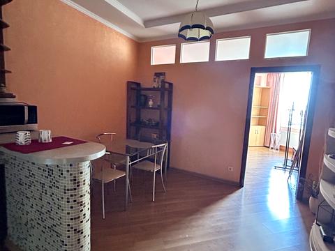квартира за адресою Середньофонтанська вул., 19в
