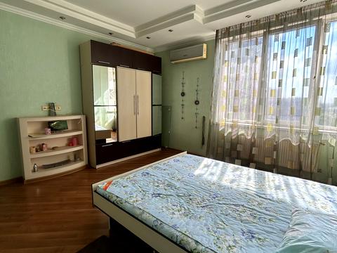 квартира за адресою Середньофонтанська вул., 19в