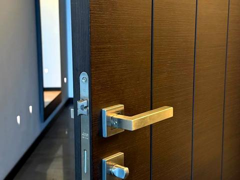 квартира по адресу Раисы Окипной ул., 18