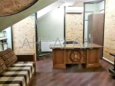 комерційна за адресою Київ, Мечникова вул. (Кловський), 10/2