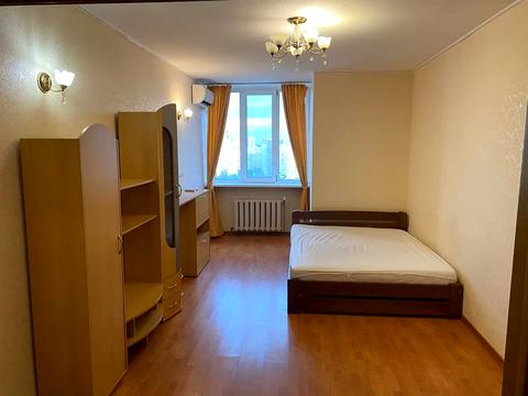 квартира за адресою Миколи Бажана просп., 1-М