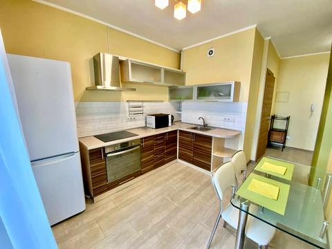 квартира за адресою Регенераторна вул., 4 к3