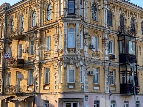 комерційна за адресою Гоголівська вул., 13/30