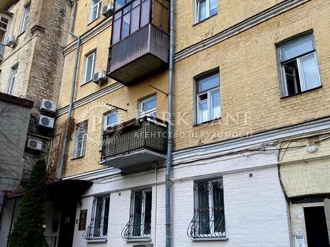 комерційна за адресою Гоголівська вул., 13/30