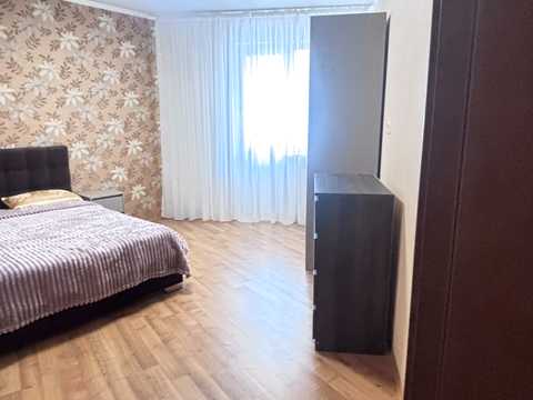 квартира за адресою Срібнокільська вул., 1