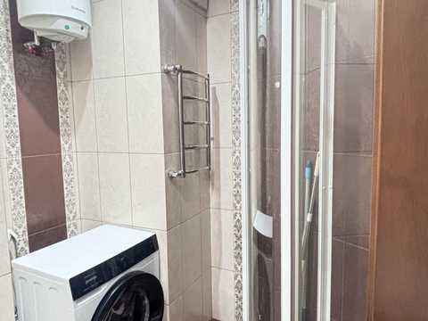 квартира за адресою Срібнокільська вул., 1