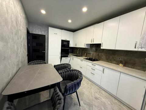 квартира за адресою Михайла Кричевського вул., 67