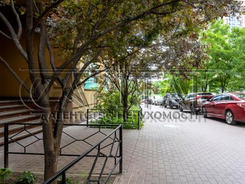 комерційна за адресою Золотоустівська вул., 55