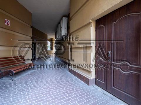 комерційна за адресою Золотоустівська вул., 55
