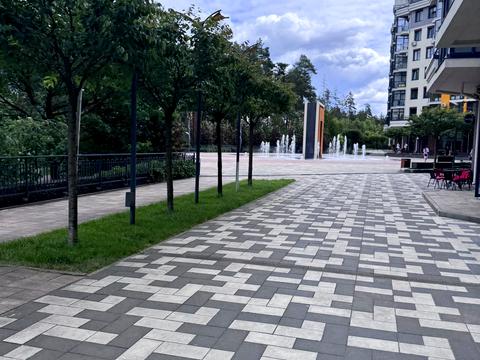 комерційна за адресою Прорізна вул., 5