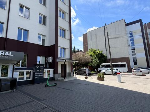 комерційна за адресою Рівне, майдан Незалежності пл., 3