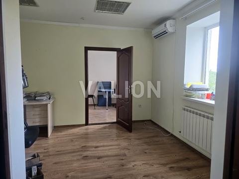 комерційна за адресою с. Велика Олександрівка, Свято-троїцька, 52