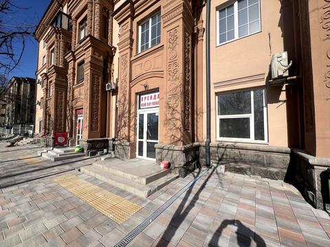 коммерческая по адресу Соборный просп. (Ленина), 44