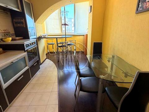 квартира за адресою Тополина вул., 30
