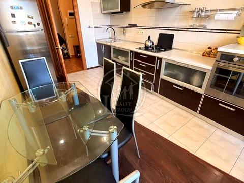 квартира за адресою Тополина вул., 30