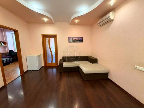 квартира за адресою Тополина вул., 30