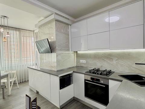 квартира за адресою Абрикосова вул., 3