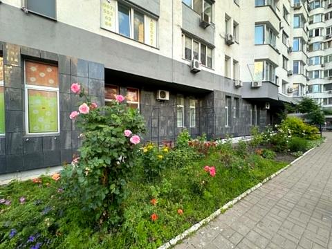 квартира за адресою Київ, Миколи Бажана просп., 16