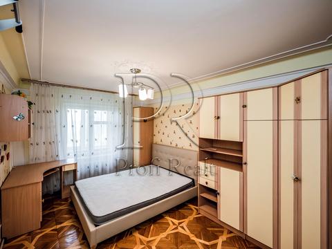 квартира по адресу Николая Ушакова ул., 12