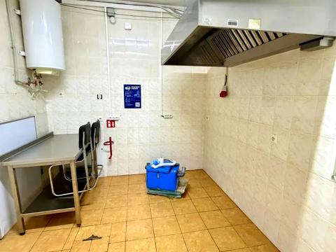 комерційна за адресою Дніпро, Дмитра Яворницького просп. (Карла Маркса), 65