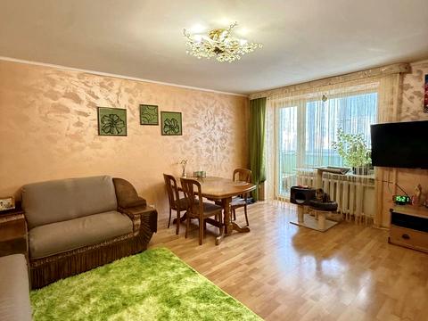 квартира за адресою Зарічанська вул., 52/2