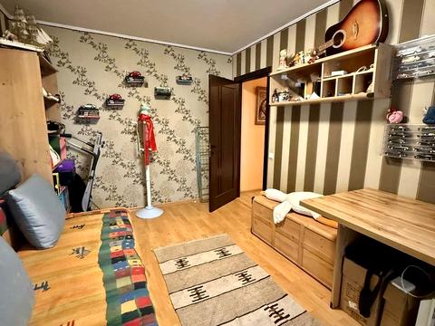 квартира за адресою Зарічанська вул., 52/2