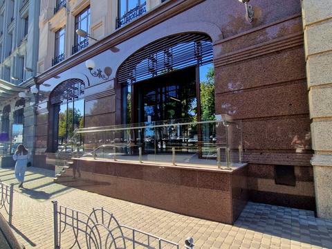 комерційна за адресою Ярославська вул., 58