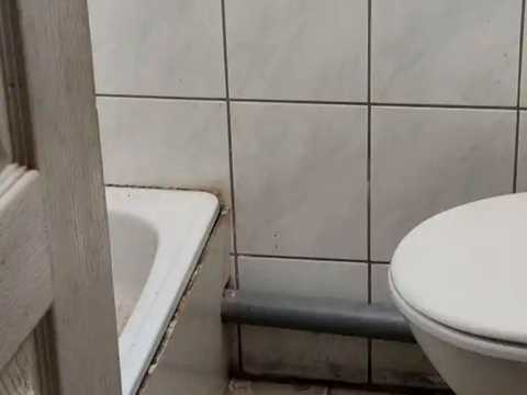 комерційна за адресою Робоча вул., 18