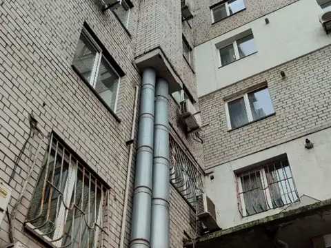 комерційна за адресою Робоча вул., 18