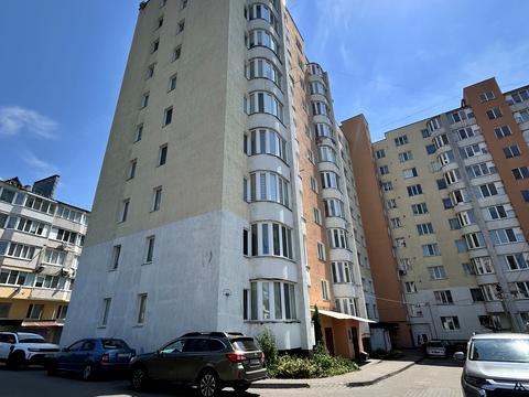 квартира по адресу Степана Бандери ул., 7/1