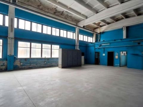 комерційна за адресою Фанерна вул., 1