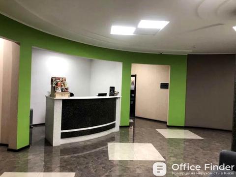 комерційна за адресою Кловський узвіз, 7a