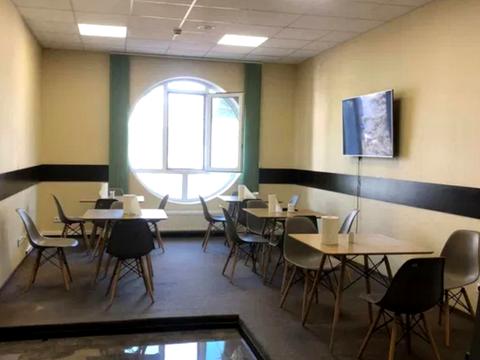 комерційна за адресою Кловський узвіз, 7a