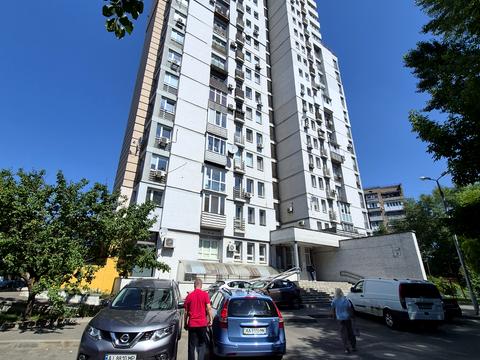 квартира по адресу Юрія Литвинського ул. (Російська), 64