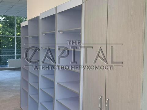 комерційна за адресою Загорівська вул. (Багговутівська), 1-А