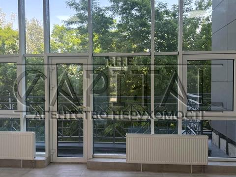 комерційна за адресою Загорівська вул. (Багговутівська), 1-А