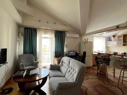 квартира за адресою Карпатської Січі вул., 8