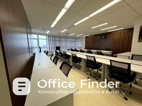комерційна за адресою Кловський узвіз, 7a