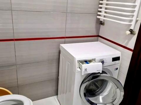квартира за адресою Володимира Івасюка вул., 7