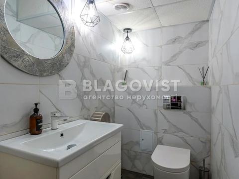 коммерческая по адресу Саксаганского ул., 89