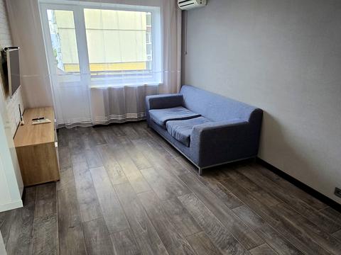 квартира за адресою Слави бульв., 12