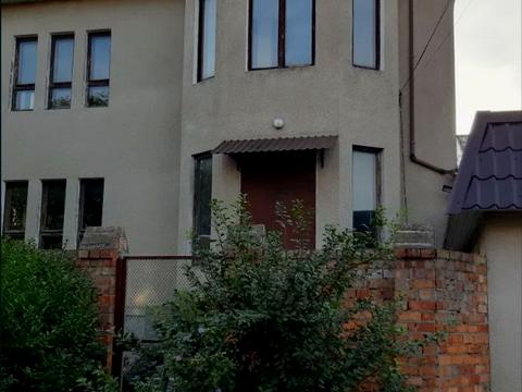 будинок за адресою Виноградна вул.