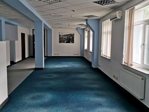 комерційна за адресою Машинобудівна вул., 41