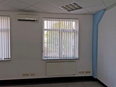 комерційна за адресою Машинобудівна вул., 41