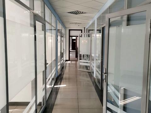 комерційна за адресою Машинобудівна вул., 41