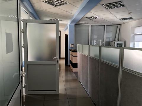 комерційна за адресою Машинобудівна вул., 41