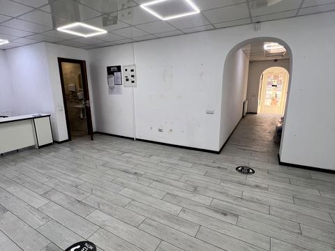 комерційна за адресою Івано-Франківськ, Дністровська вул., 63