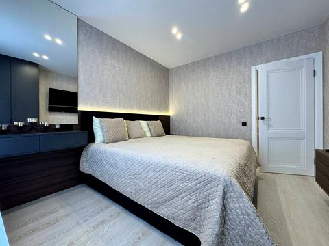 квартира по адресу Співдружності ул., 8